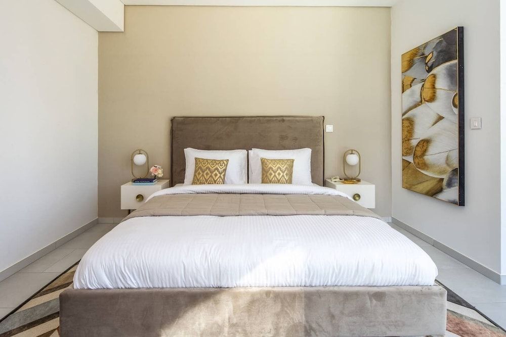 undefined Modern + Minimalist 1BR in Burj Khalifa Boulevard! 8