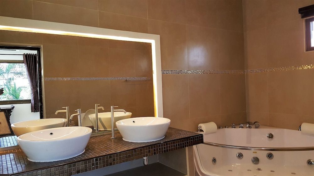 WOWLAND Luxury Pool Villa Pattaya Walking Street - 6 Bedrooms Luxury Villa 10