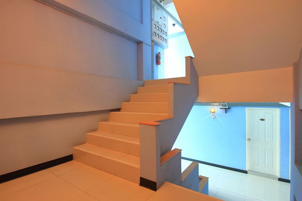 undefined Super OYO 427 Chill Apartment 10