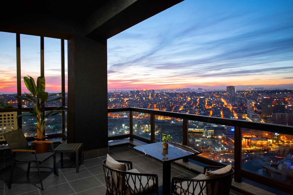 undefined G Tower Residences 4