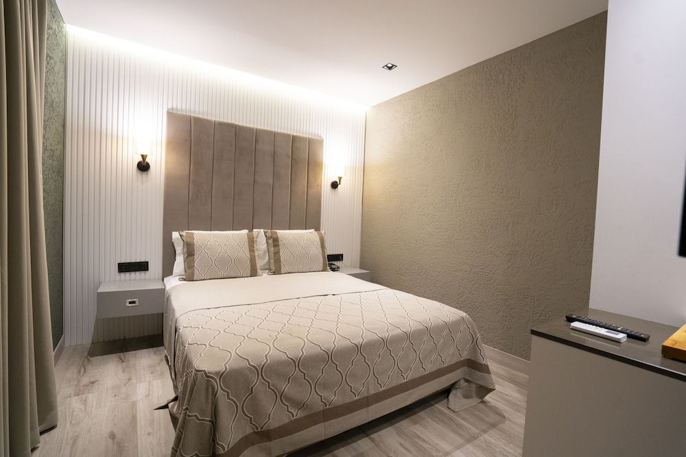 Antalya City +12 Adult Only Standard Room 3