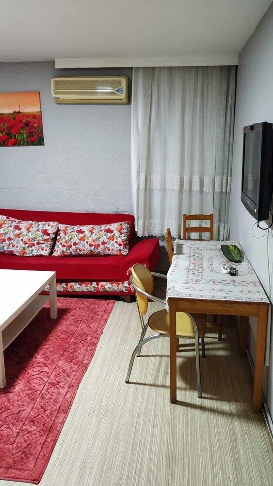 Ezra  Suites Comfort Apartment 3