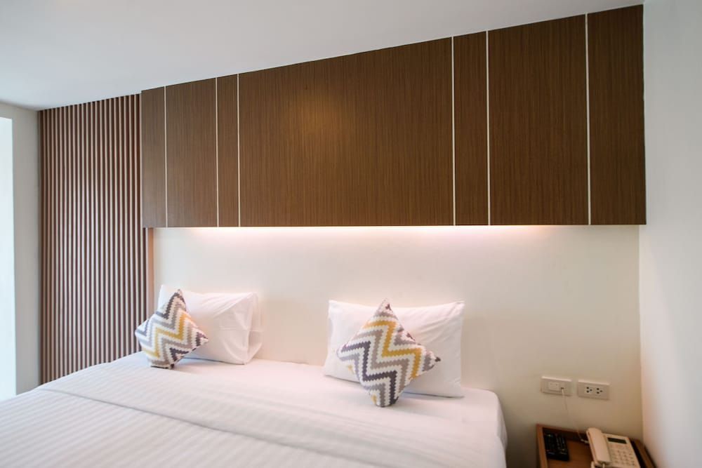 Iris palace Superior Double Room 6