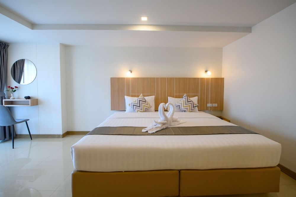 undefined Iris palace 2