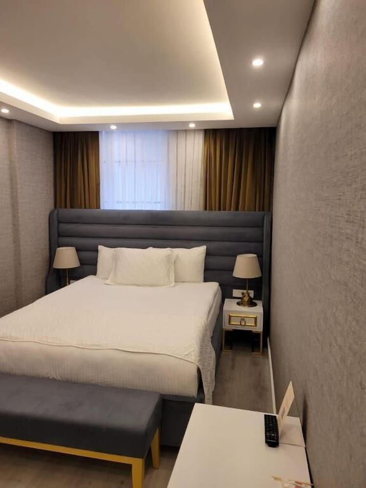 undefined Mr Beyaz Butik Hotel 4