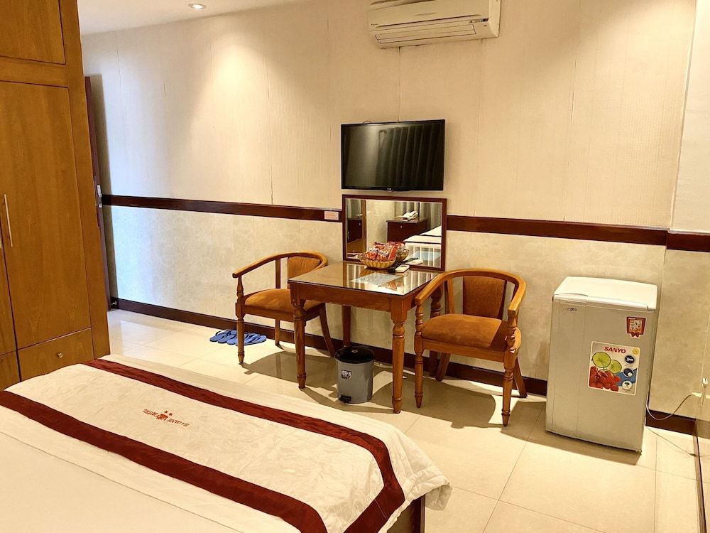undefined Ha Oanh 2 Hotel 10