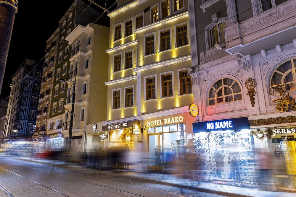 undefined Brako Hotel 3