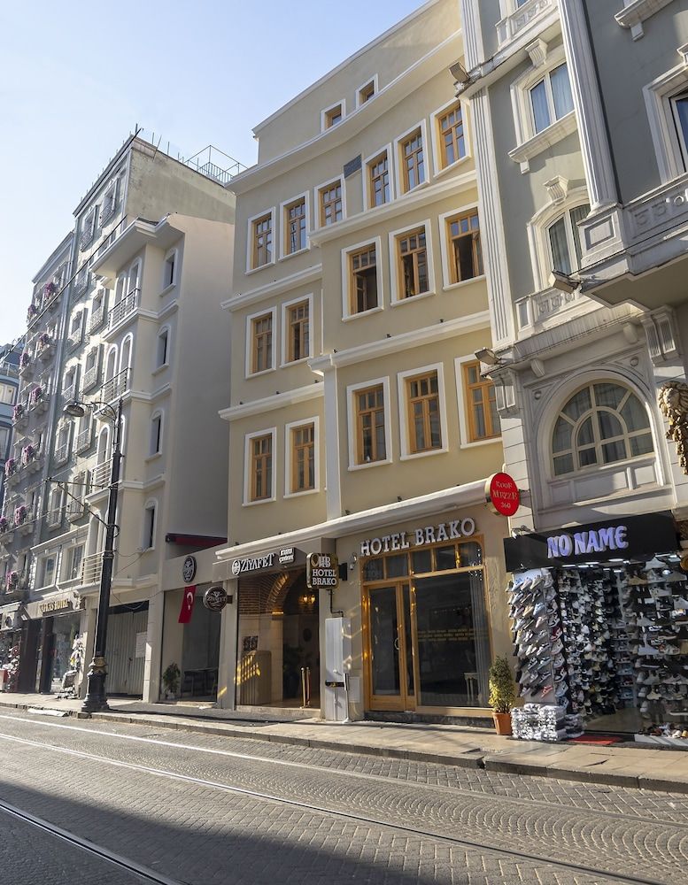 undefined Brako Hotel 2