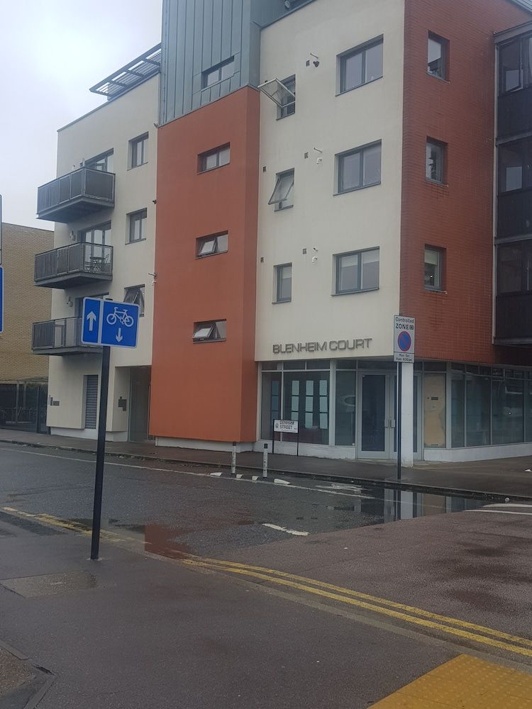 undefined Awesome 1-bed Apartment in London Near o2 3