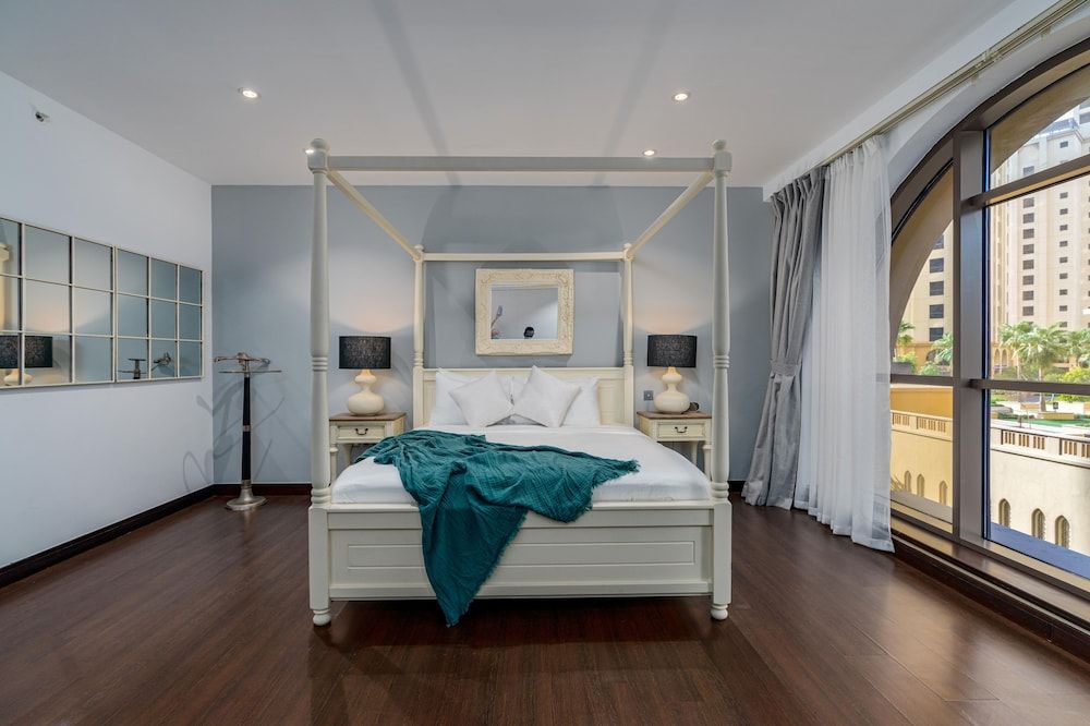 undefined Lux BnB Duplex Casa Private Garden JBR 2