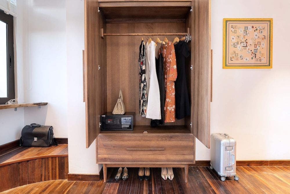 undefined Sky Gem Central Hotel 2