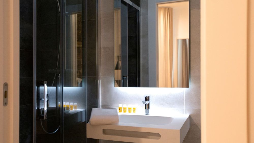 Woohoo Rooms Fuencarral Family Suite 16