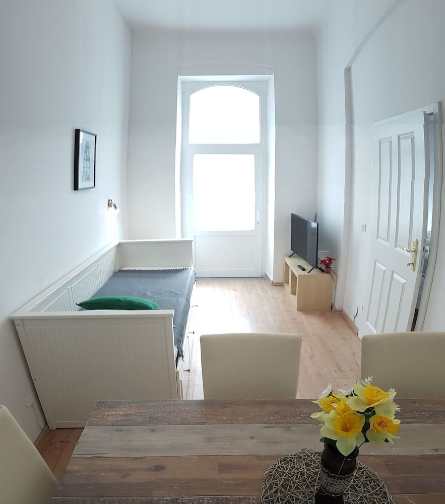 Sobieski Town Apartments Family Apartment 7