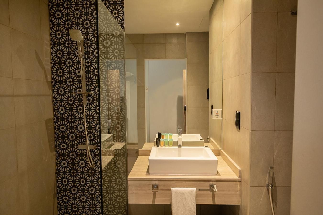 undefined Grand Kingsgate Waterfront by Millennium Hotels 9