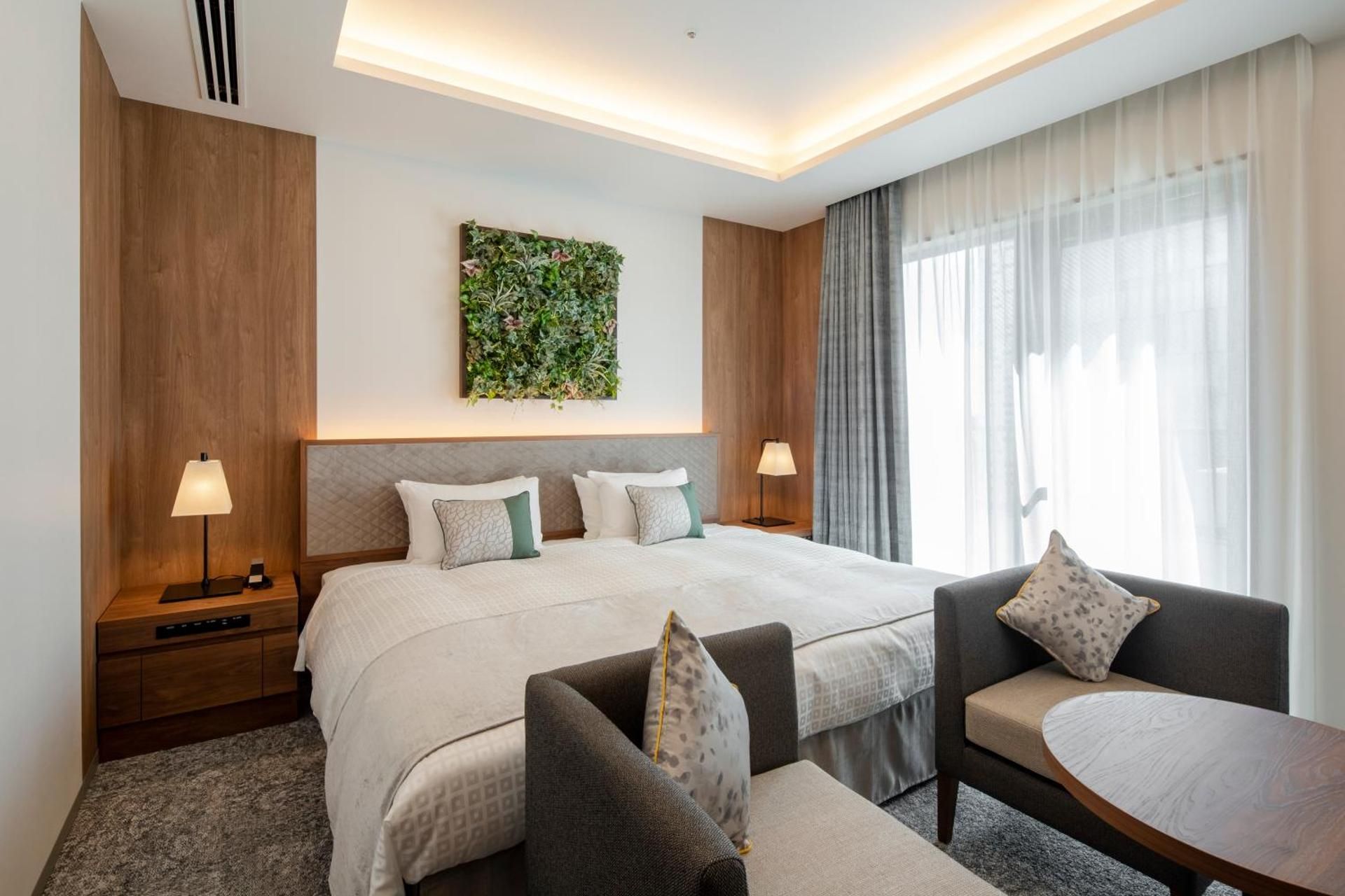 Suite with Garden View