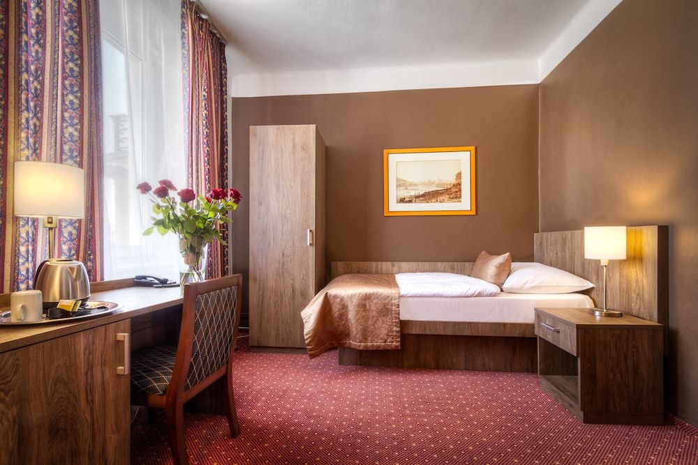 undefined Hotel Harmony 6