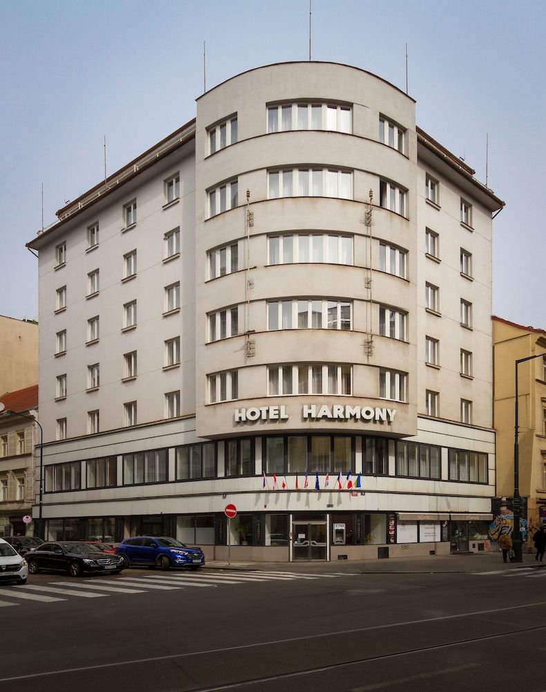 undefined Hotel Harmony 5