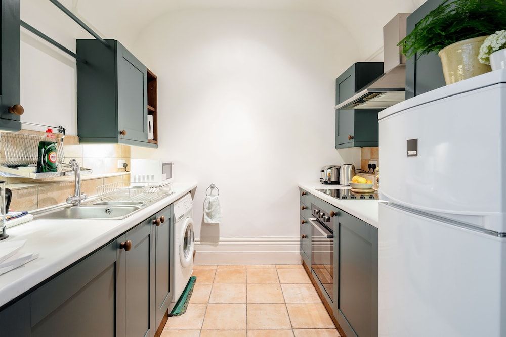 undefined Charming Grand One bedroom 4