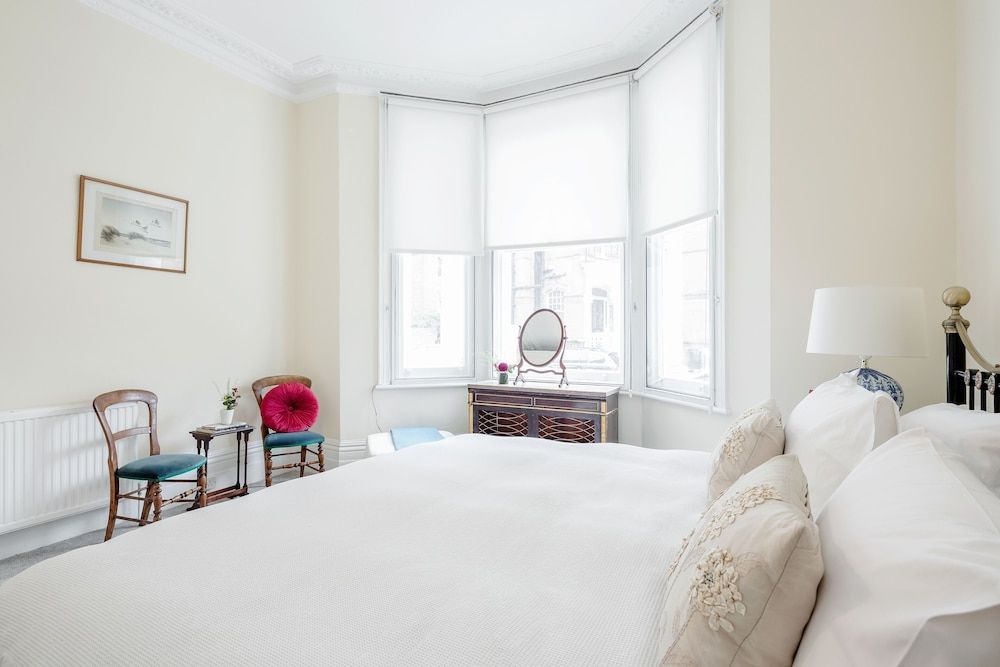 undefined Charming Grand One bedroom 9