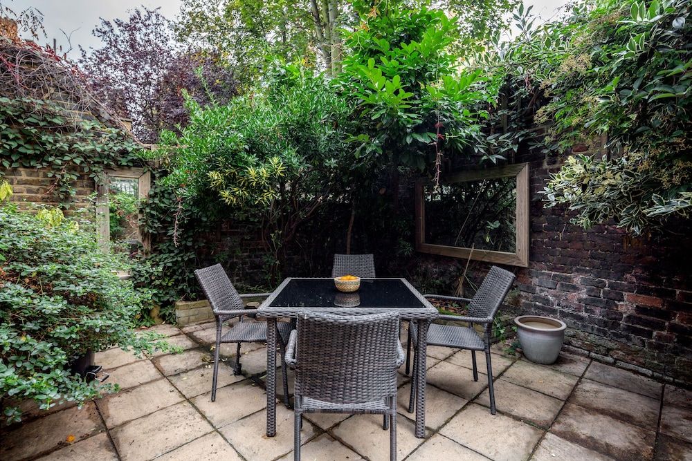 undefined Charming Grand One bedroom 5