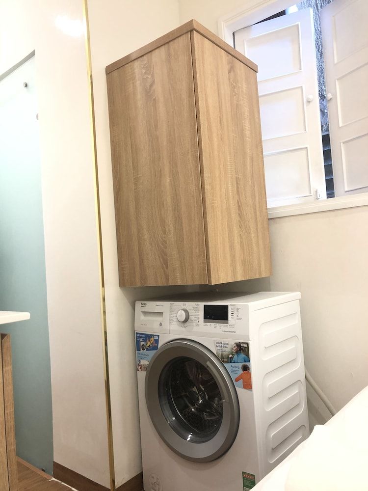 Supertramp's House Economy Studio 13