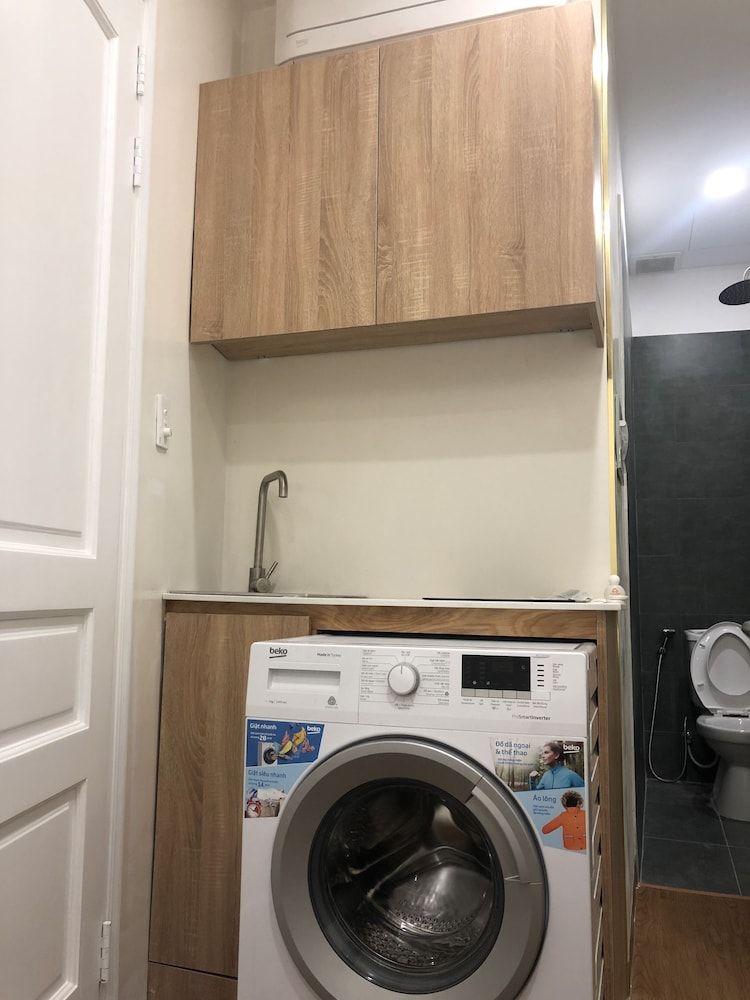 Supertramp's House Economy Studio 14