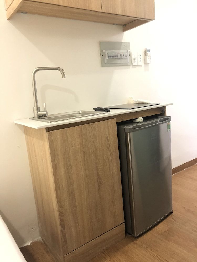 undefined Supertramp's House 8