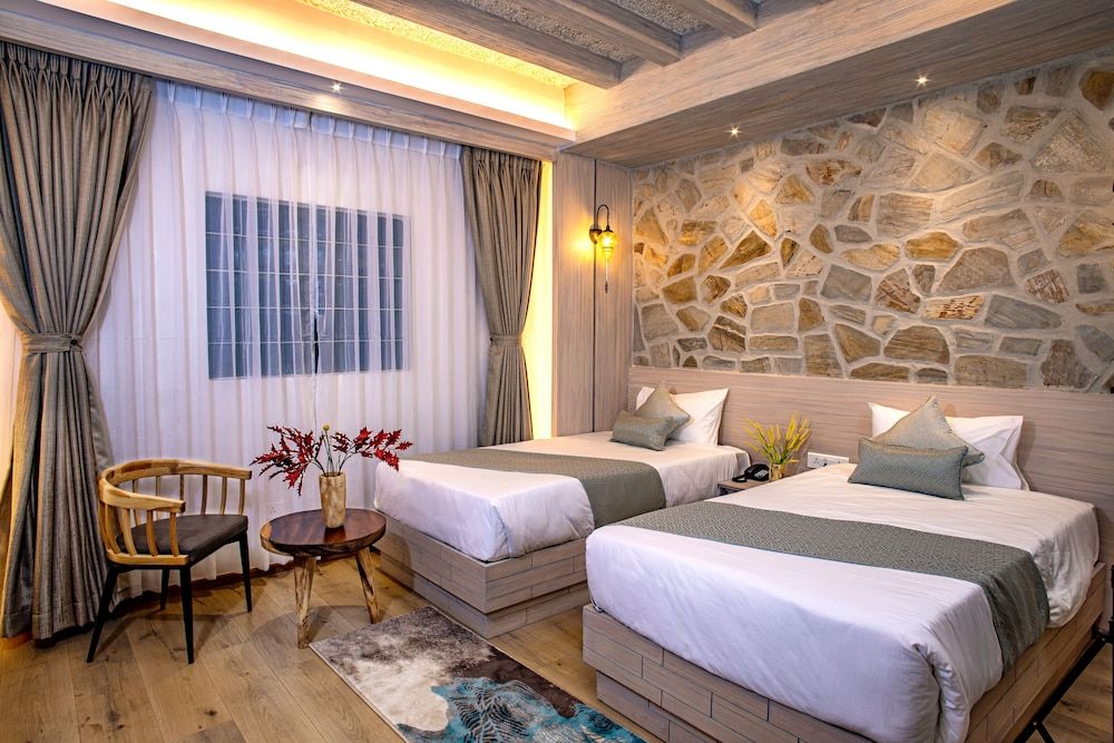 Arushi Boutique Hotel Deluxe Room 2