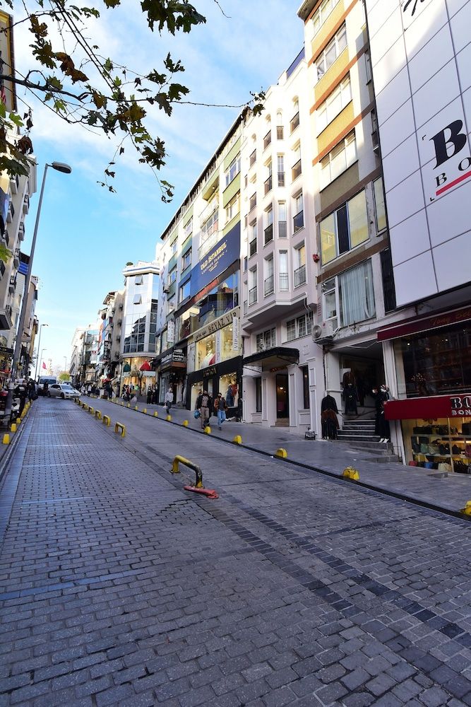 undefined Serai Hotel 3