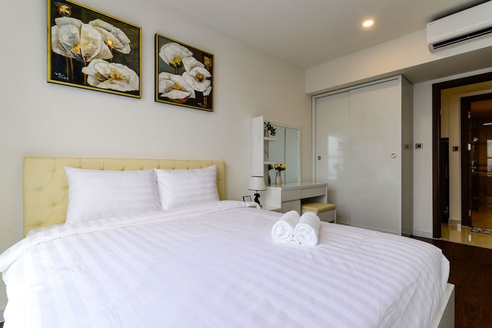 Riverside Residence - Saigon Royal Deluxe Apartment, 2 Bedrooms, City View 2
