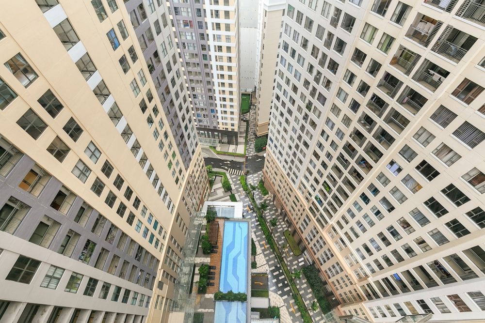 Riverside Residence - Saigon Royal Deluxe Apartment, 1 Queen Bed, Balcony, City View 4