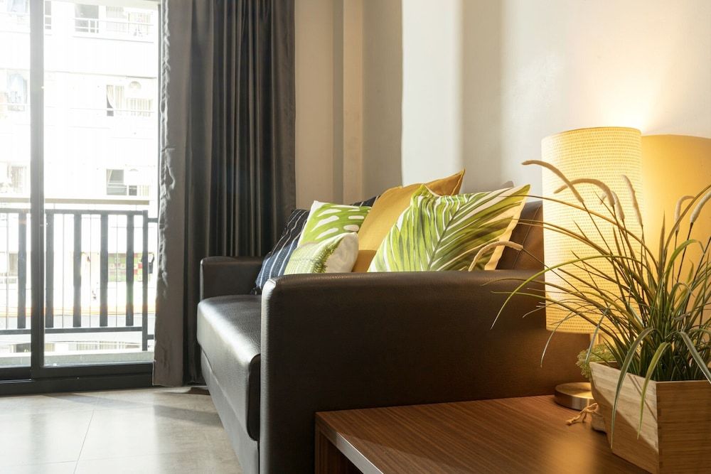 The Home Hotel Triple Room 13