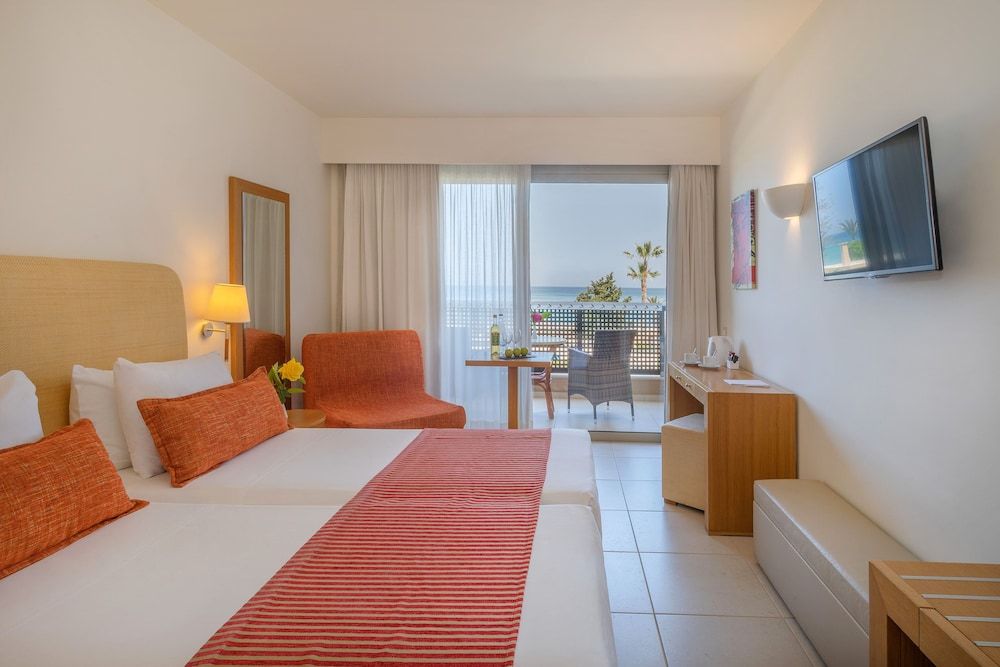 Standard Double Room, Sea View (2+1)