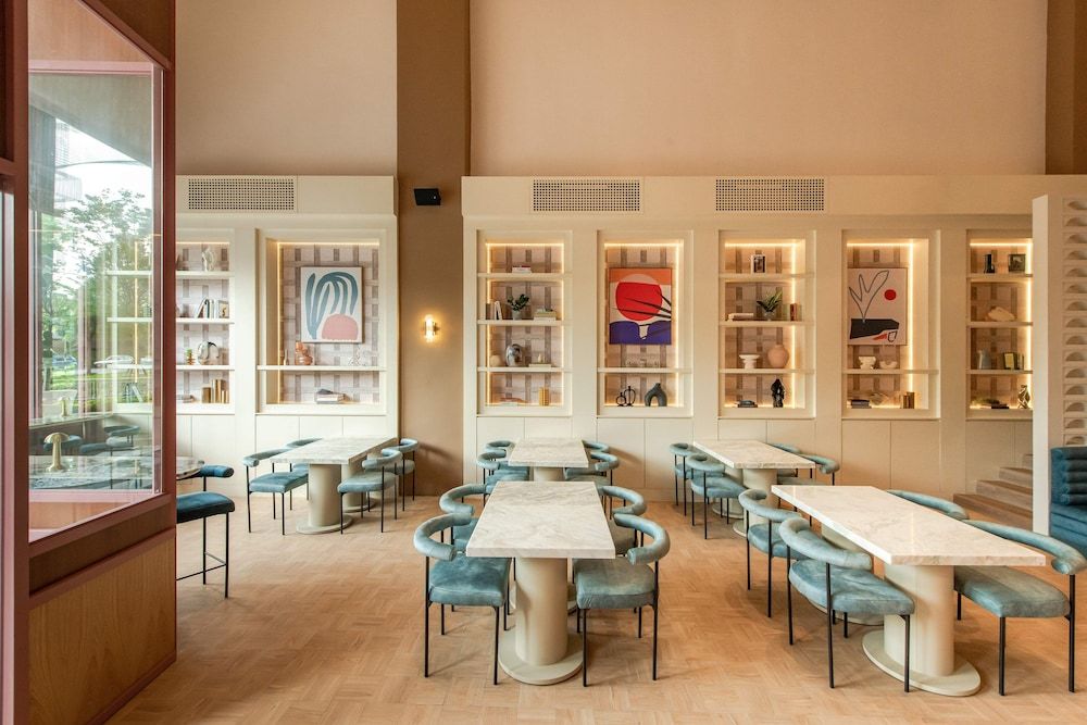 undefined Ami Suites 9