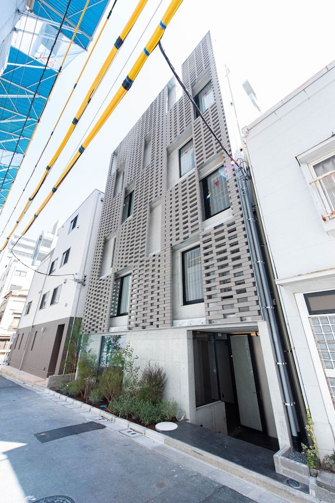 undefined Spatium Ginza Pony 2