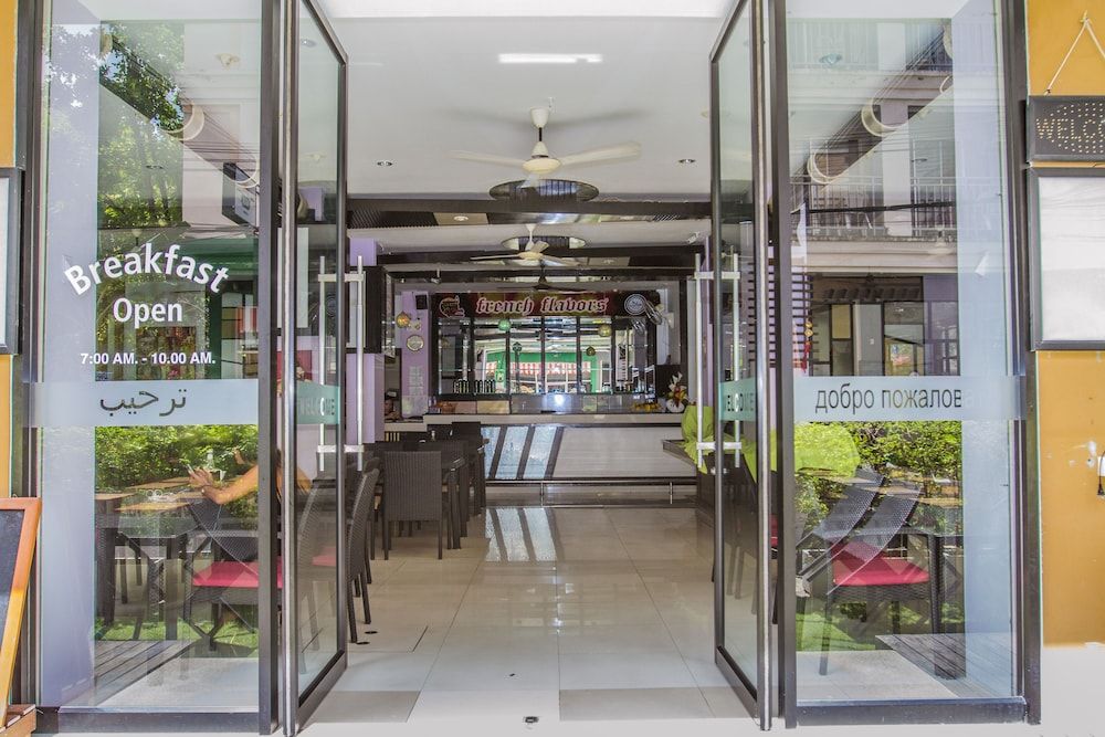 undefined D C Patong 4