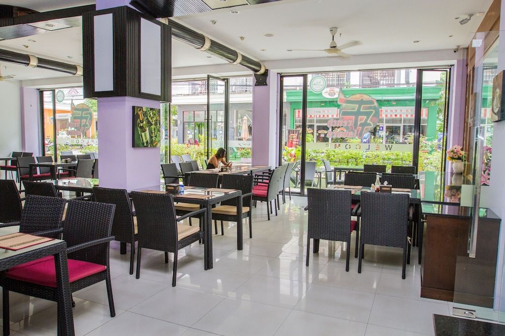 undefined D C Patong 7