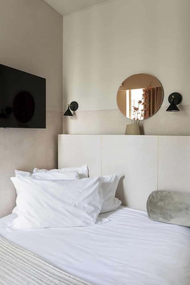 Buckle Street Studios by Locke, Aldgate Cosy Studio - Corner 4