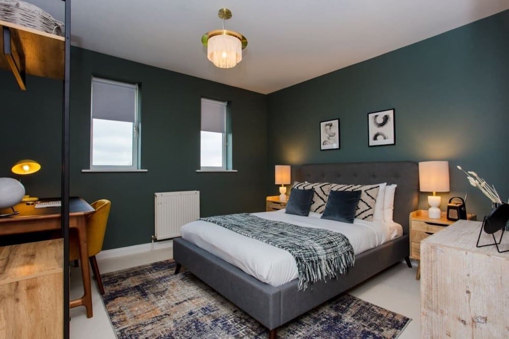 The Sparkford Gardens - Lovely 2bdr With Balcony Apartment (2 Bedrooms) 3