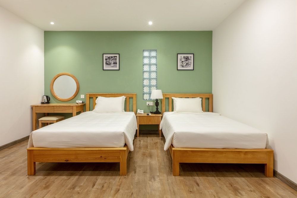 Dai Nam Sai Gon Hotel Deluxe Double or Twin Room 2