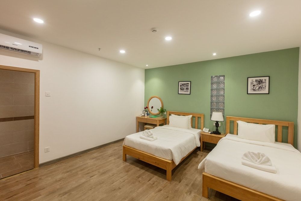 Dai Nam Sai Gon Hotel Deluxe Double or Twin Room 6