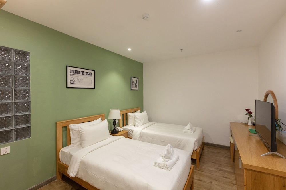 Dai Nam Sai Gon Hotel Superior Double or Twin Room 10