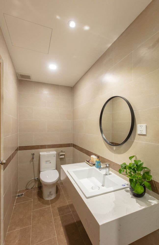 Dai Nam Sai Gon Hotel Deluxe Double or Twin Room 10