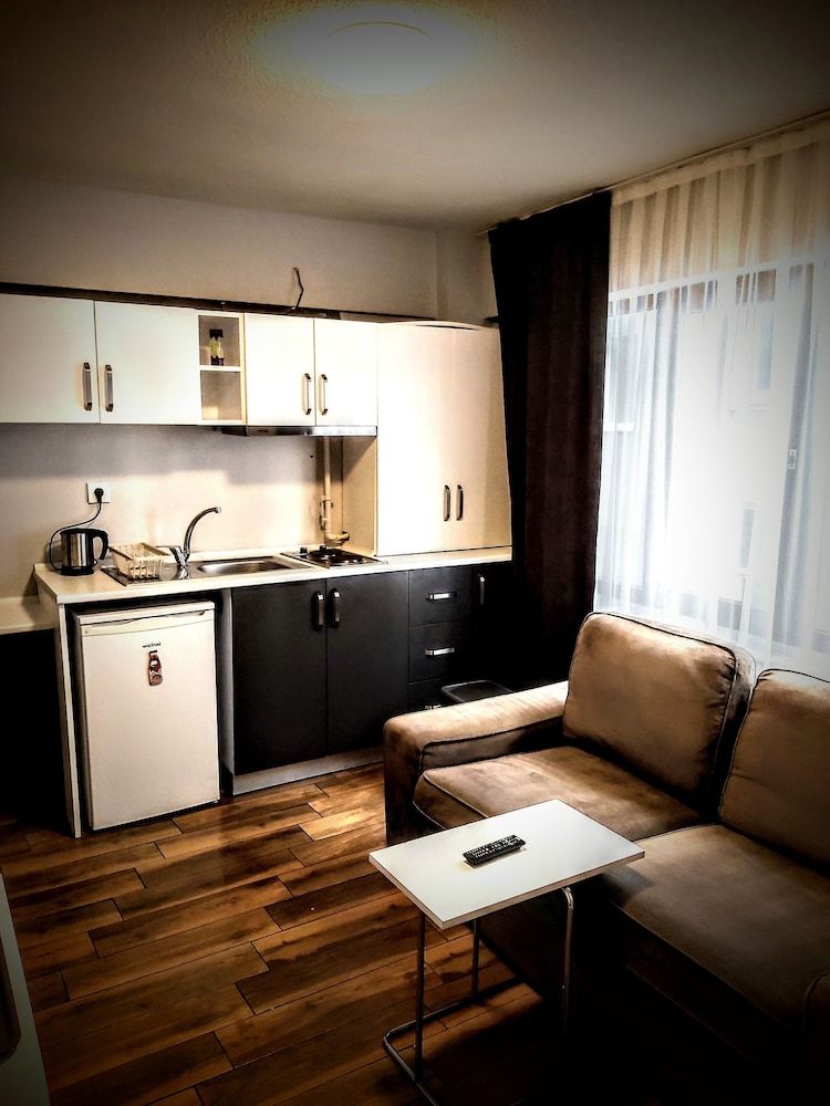 undefined Rodoshan 9