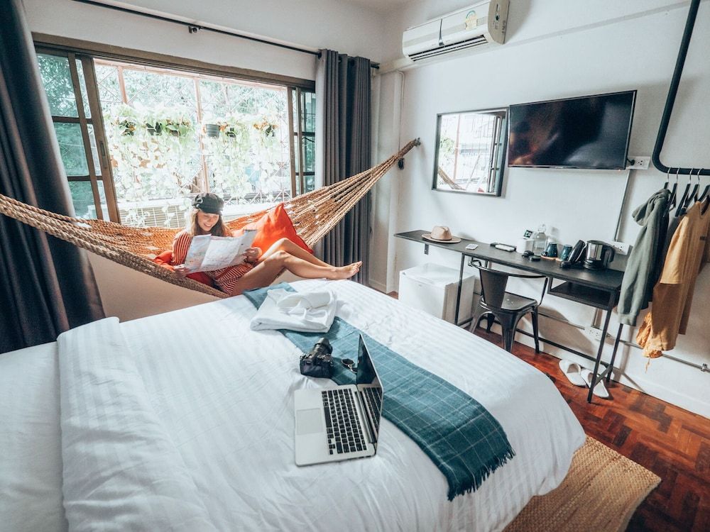 Haus Sathorn 11 Bed & Breakfast Deluxe Double Room 6