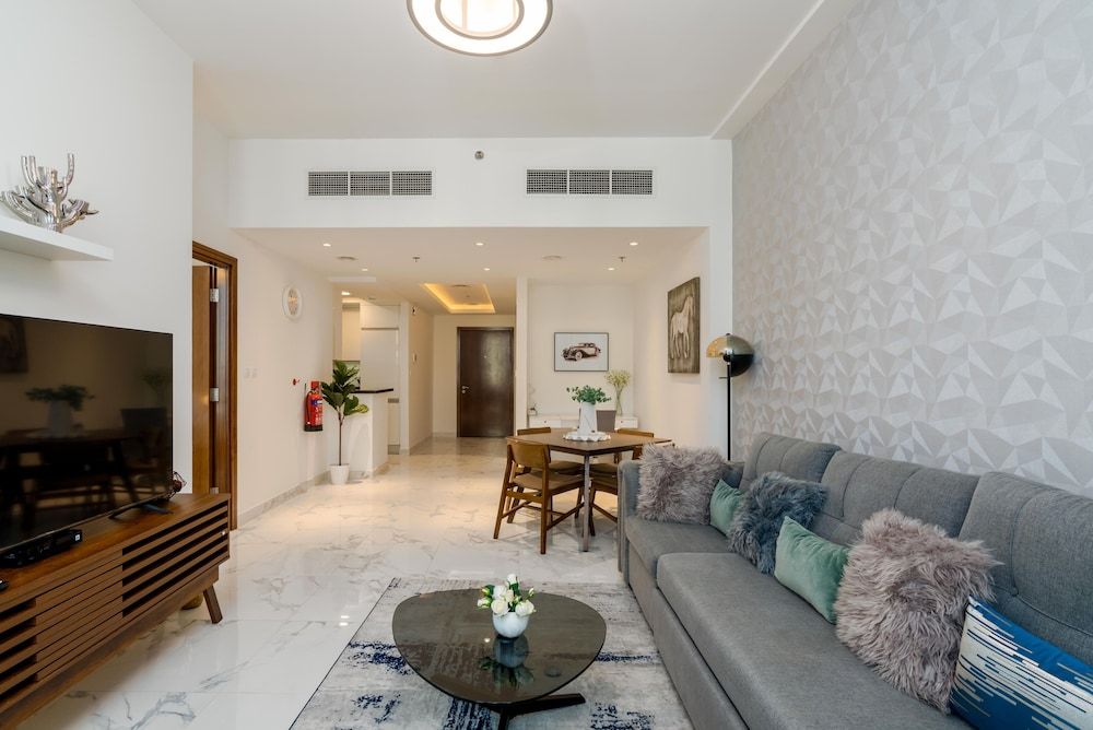 undefined Whitesage - Waterfront Luxe Apartment With Great Canal Views 10