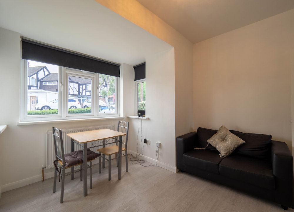 undefined 2 Bedroom Ground Floor Apartment 8