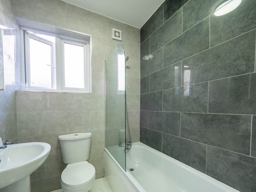 undefined 2 Bedroom Ground Floor Apartment 10