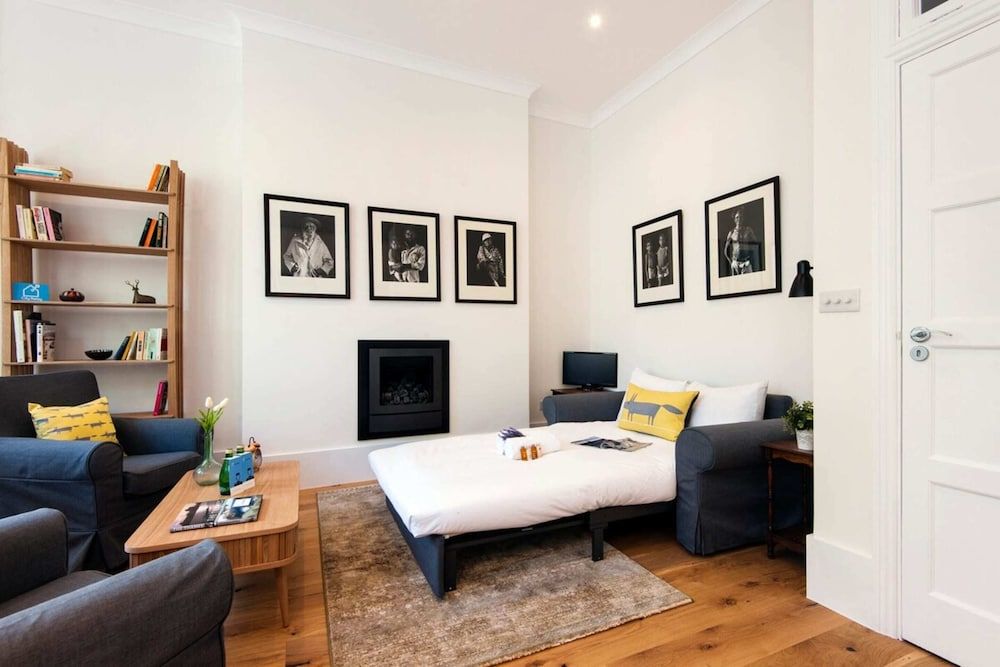 The Stunning Philbeach Garden Apartment Basic Apartment, Multiple Beds 5