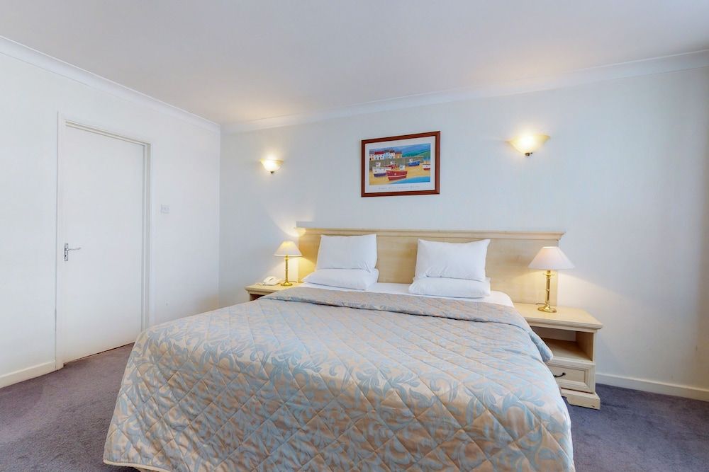 undefined Hertford Court 10